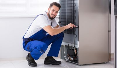 Как производится ремонт холодильника?