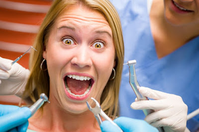 Когда нужно идти к стоматологу. Поход к стоматологу?