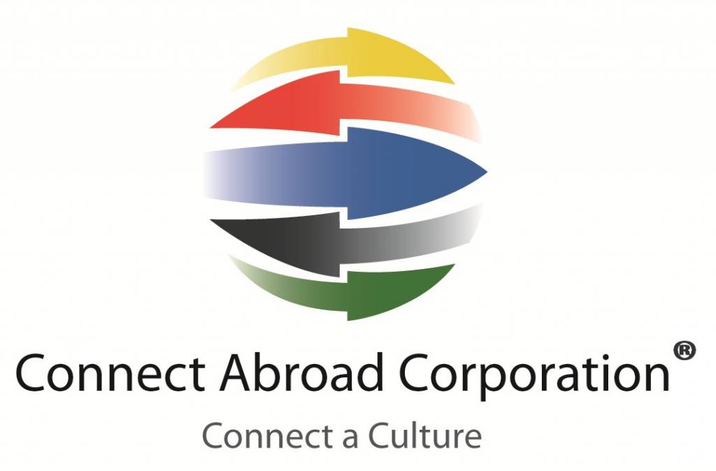 Что представляет собой компания Connect Abroad Corporation?