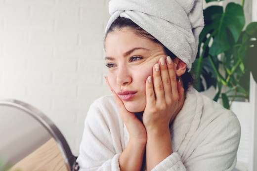 Как ухаживать за кожей и волосами летом: 6 важных советов от косметолога