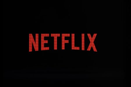Как выгодно оформить подписку Netflix ?