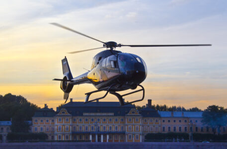 Почему стоит попробовать полёт на вертолёте в Санкт-Петербурге?
