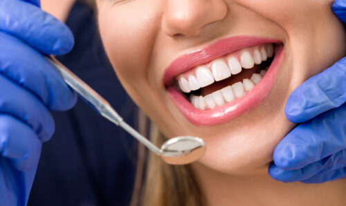 На что обратить внимание при выборе стоматологии?
