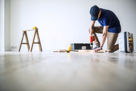 Почему ремонт квартиры лучше доверить профессионалам?