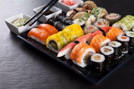 Почему люди любят заказывать суши?