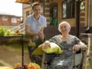 Как выбрать частный пансионат для пожилых людей?