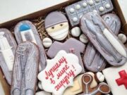 Что подарить врачу: идеи для подарка доктору