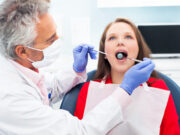 Осмотр у стоматолога: важность профилактического и первого осмотра