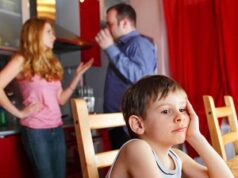 Стоит ли ругаться при детях?