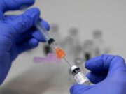 4-я прививка от COVID-19: кому скоро понадобится еще один бустер