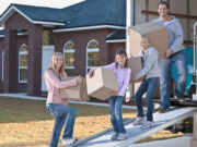 Как правильно организовать дачный переезд?