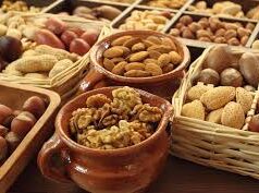 Самые полезные орехи для женщин