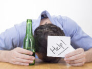 Как помочь человеку при запое