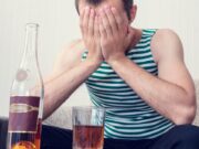 Потребление алкоголя несовершеннолетними — причины, следствия, вывод из запоя