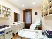 Купить товары для оказания услуг аппаратной косметологии