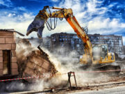 Строительный демонтаж: сносят, чтобы построить