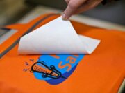 Печать логотипа на одежде: в чем причины популярности?