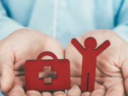 Как выбрать полис ДМС со стоматологией?