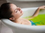 Как действуют скипидарные ванны?