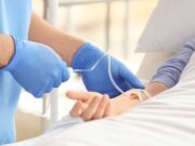 Вывод из запоя на дому круглосуточно: зачем нужен нарколог?